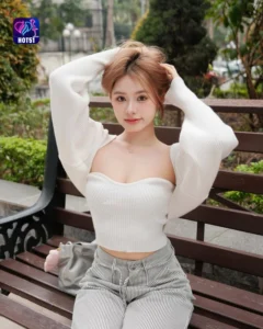 Read more about the article Hot51 Aplikasi Strim Langsung Popular di Malaysia
